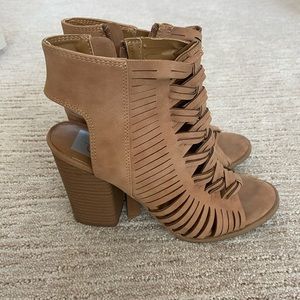 DV Peep Toe Booties